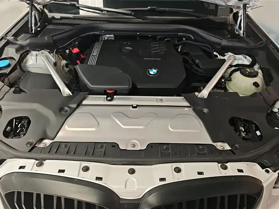 BMW X3 — фото 10