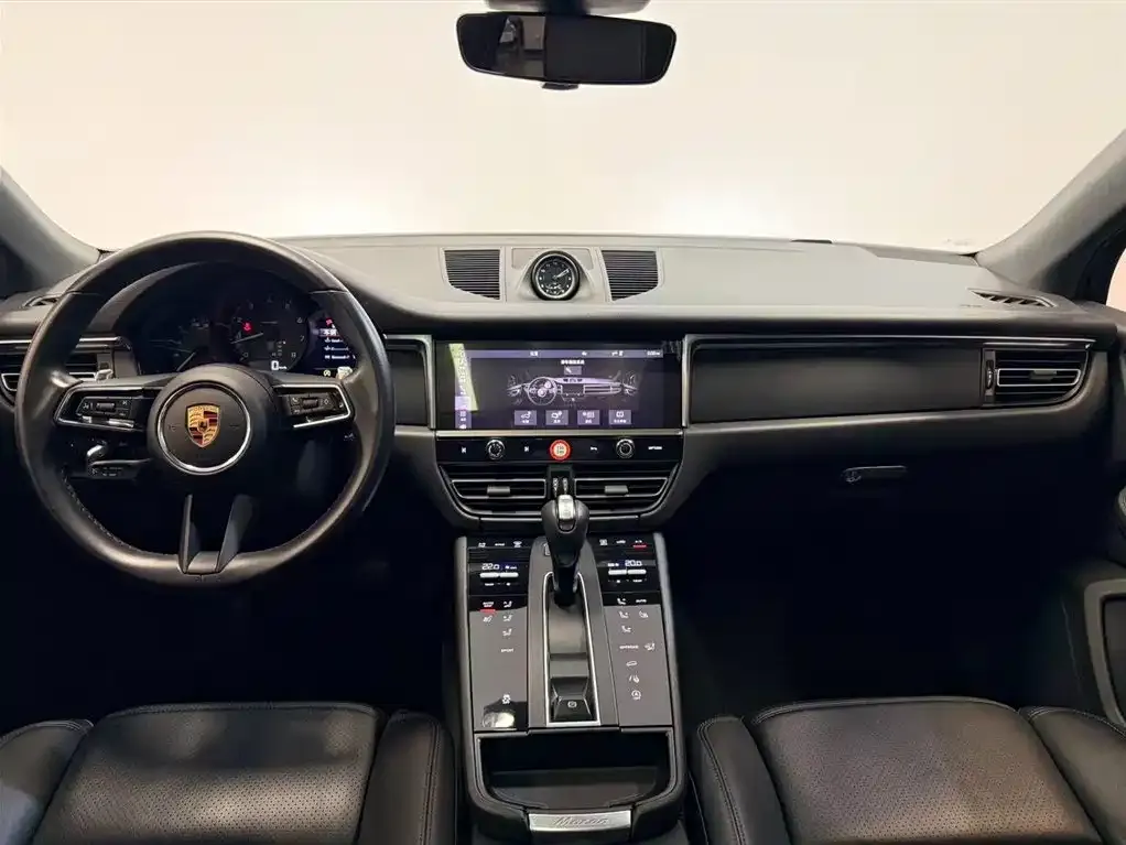 Porsche Macan — фото 9