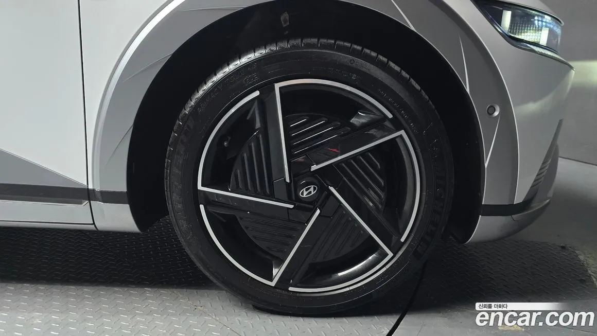 Hyundai Ioniq5 — фото 4