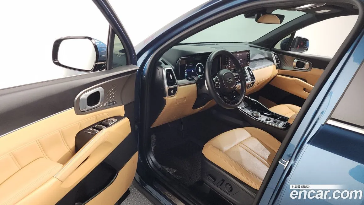 Kia Sorento — фото 8