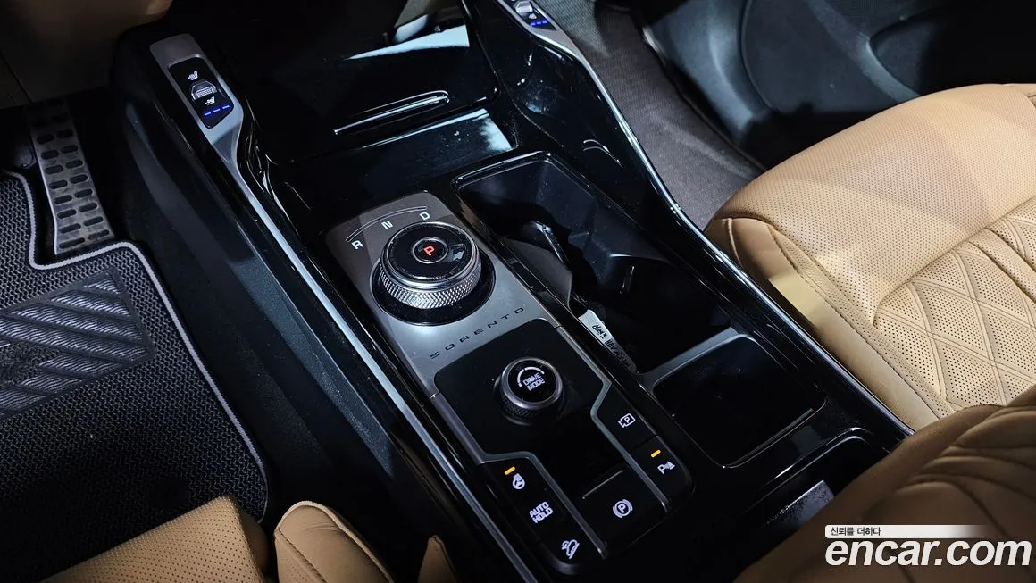 Kia Sorento — фото 10
