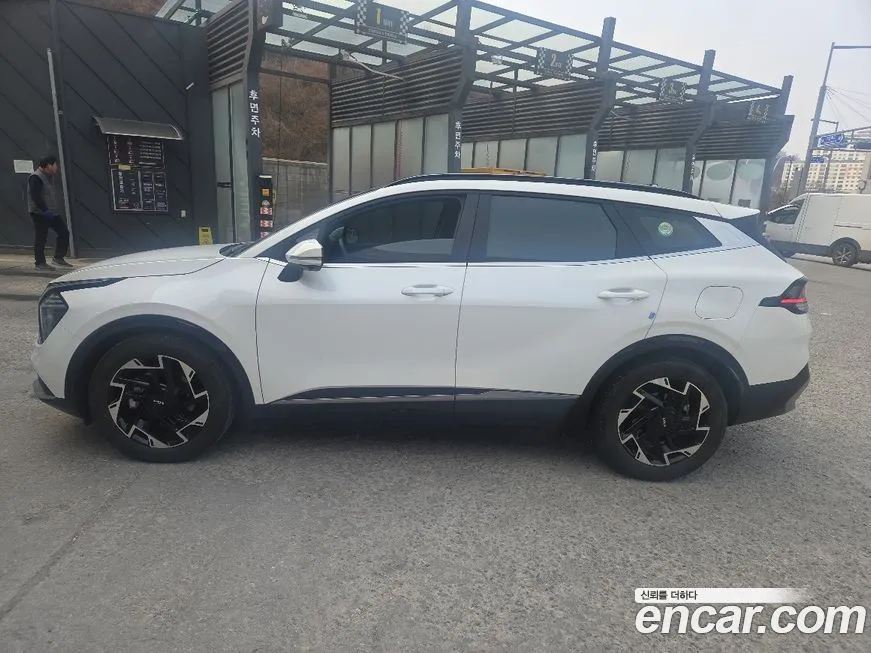 Kia Sportage — фото 9