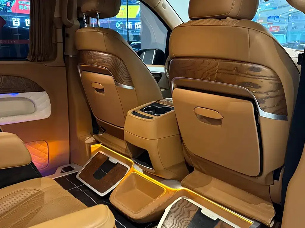 Mercedes-Benz Vito — фото 6