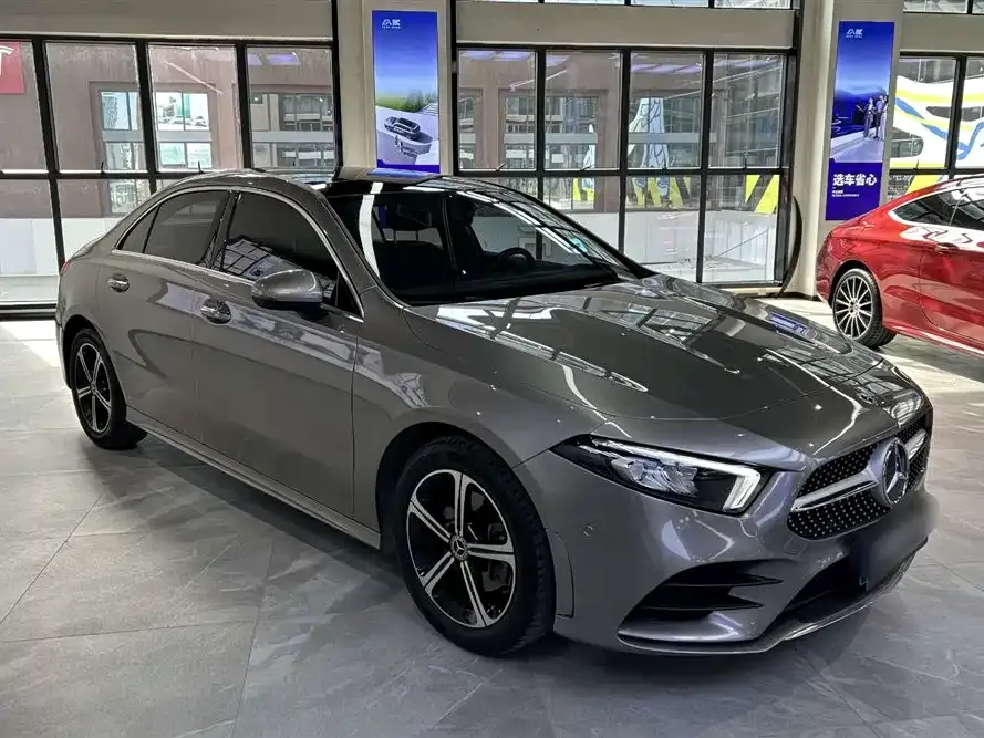 Mercedes-Benz A-Class — фото 10