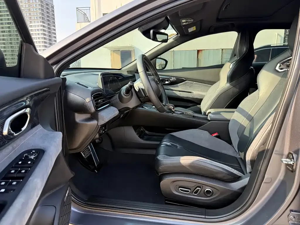 GAC Motor Shadow Leopard — фото 3