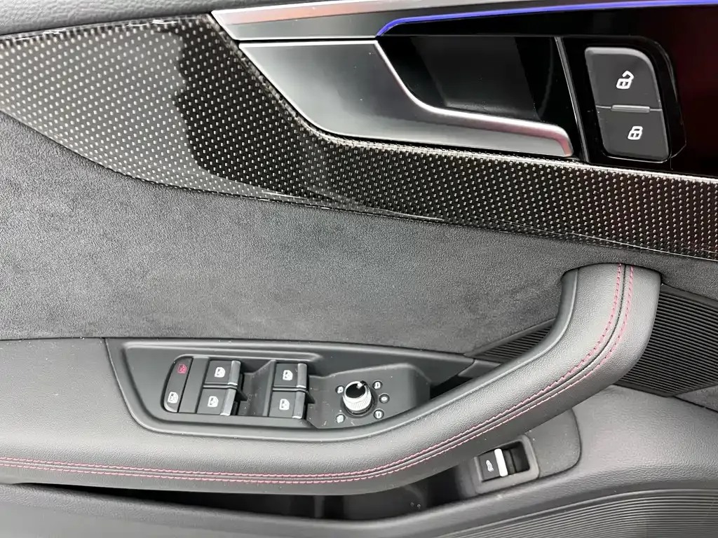 Audi S4 — фото 9
