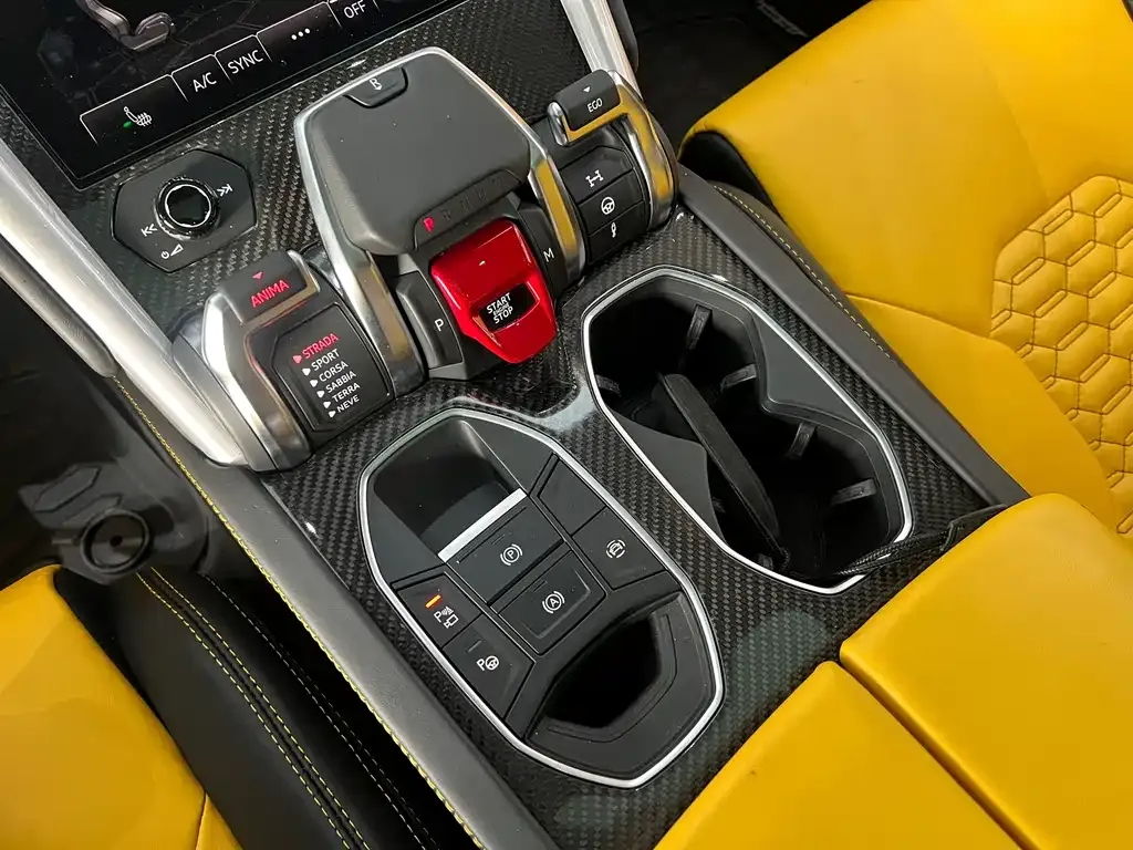 Lamborghini Urus — фото 2