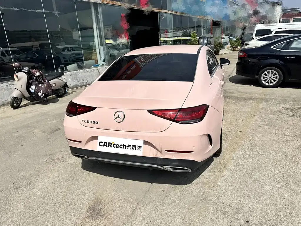 Mercedes-Benz CLS — фото 1