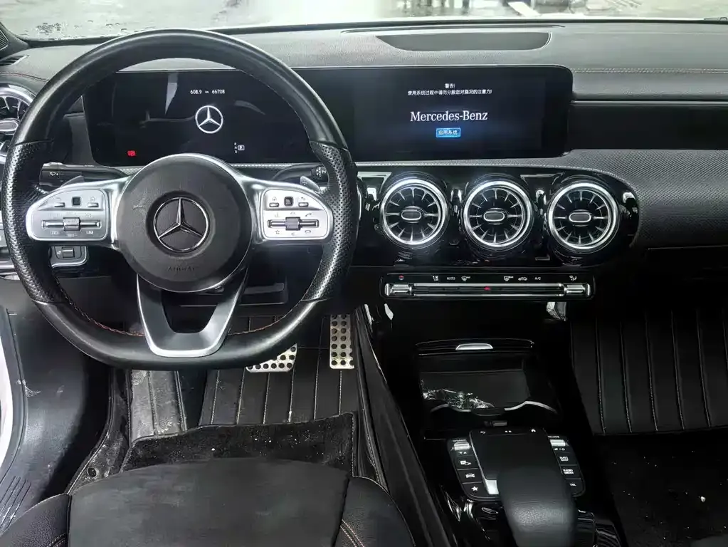 Mercedes-Benz CLA (Import) — фото 6
