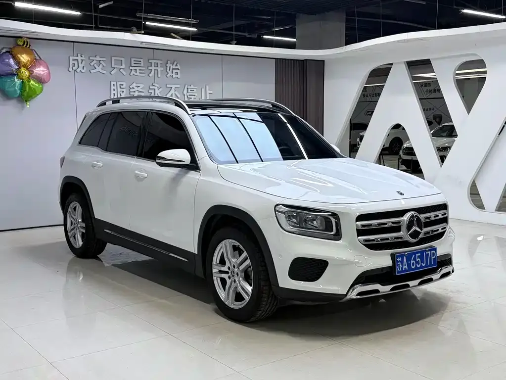 Mercedes-Benz GLB — фото 6