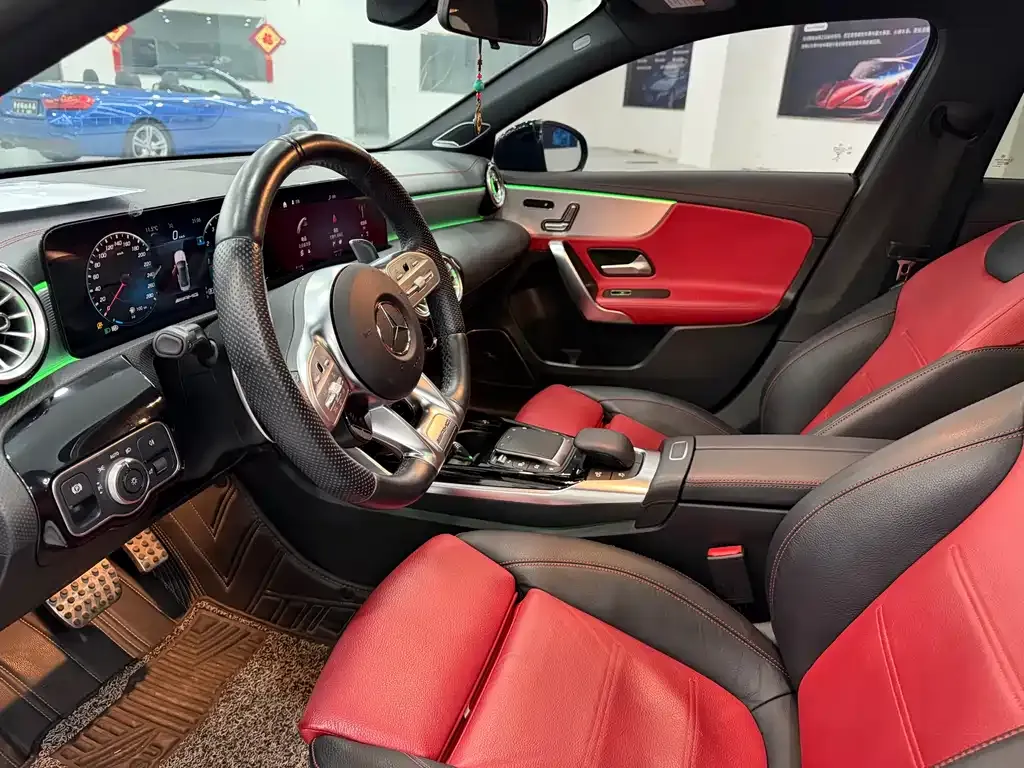 Mercedes-Benz A-Class AMG — фото 4