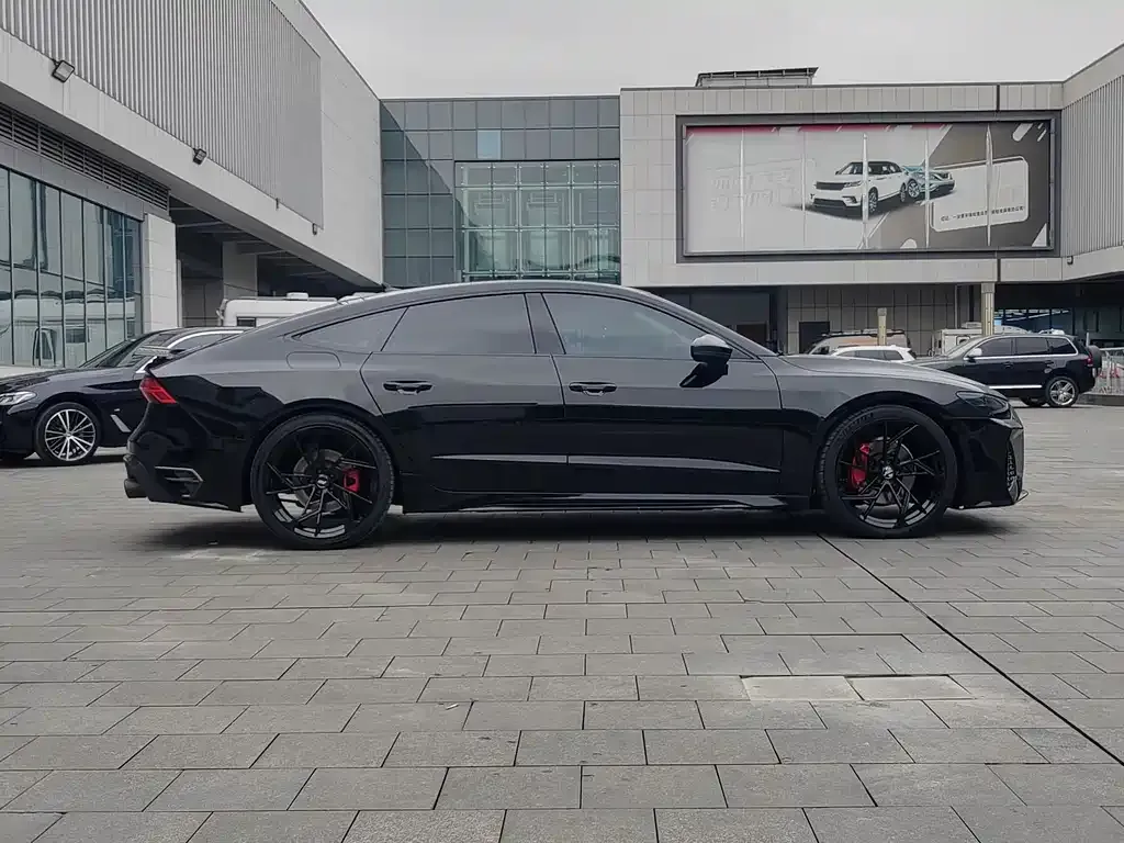 Audi A7 — фото 7