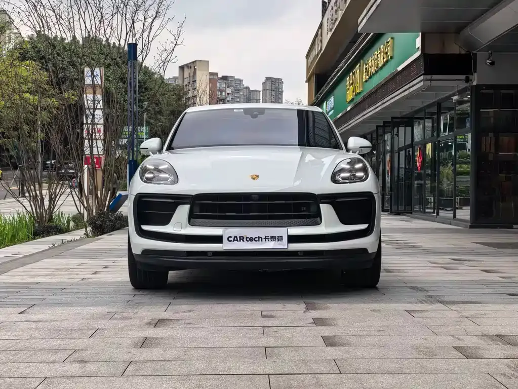 Porsche Macan — фото 7
