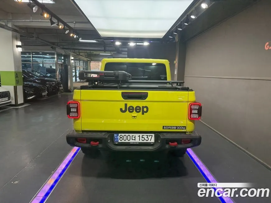 Jeep Gladiator — фото 10