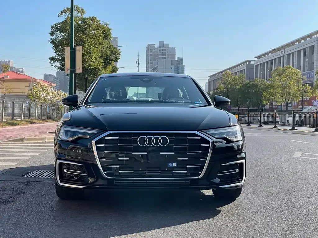 Audi A6L — фото 5