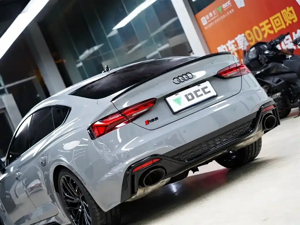 Audi RS 5 — фото 10