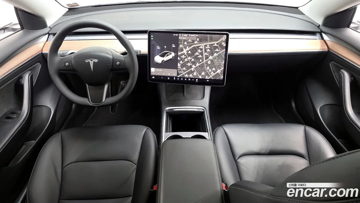 Tesla Model 3 — фото 8