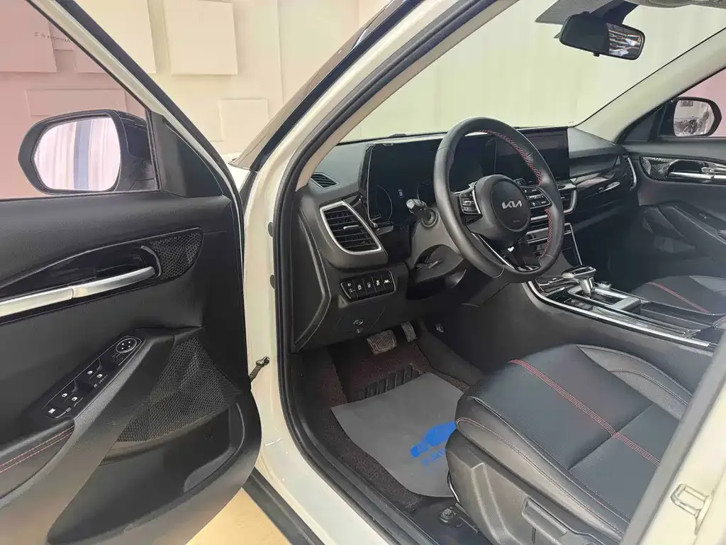 Kia KX3 — фото 8
