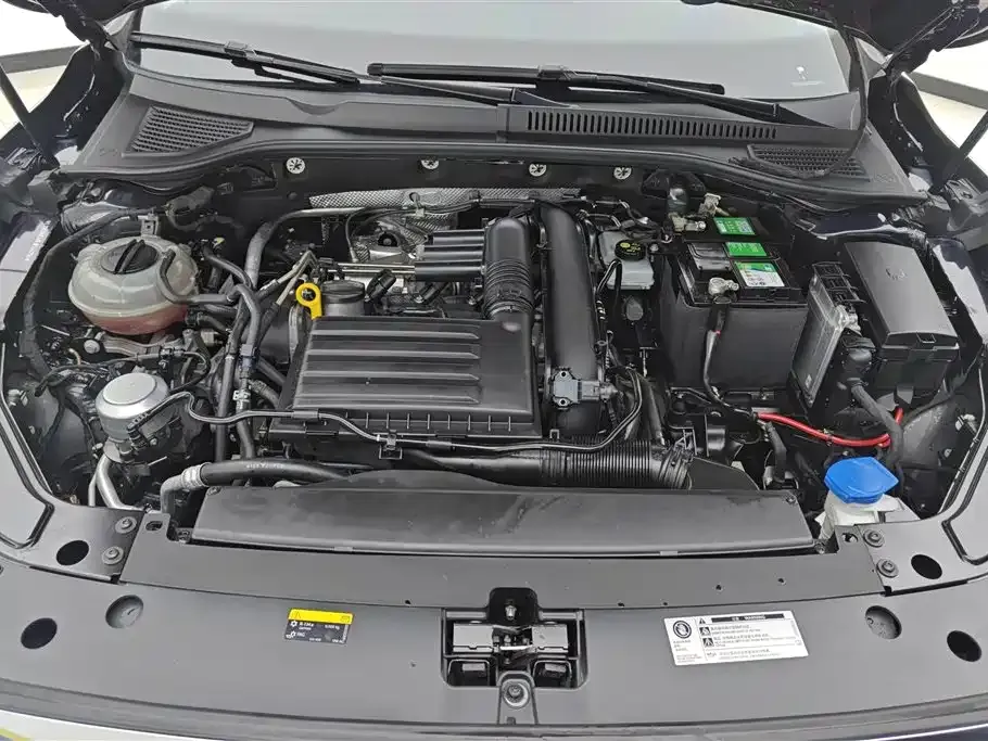 Volkswagen Passat — фото 10