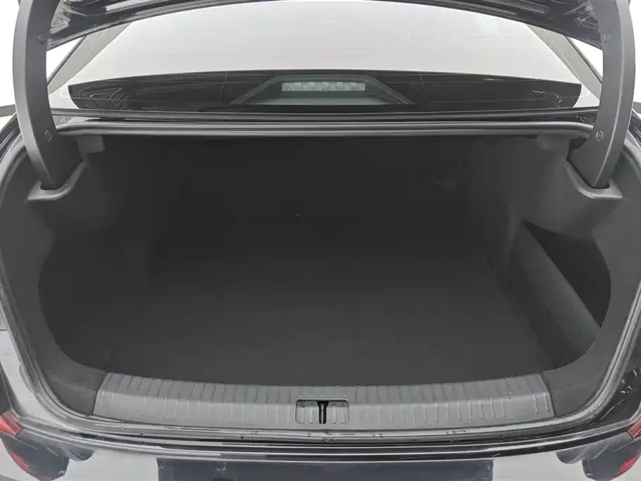 Volkswagen Passat — фото 3