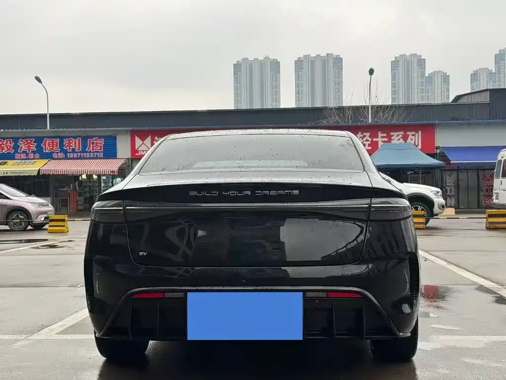 BYD Seal — фото 6