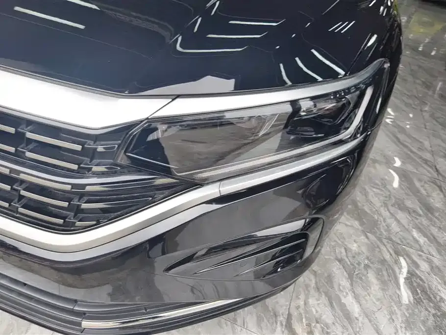 Volkswagen Passat — фото 3