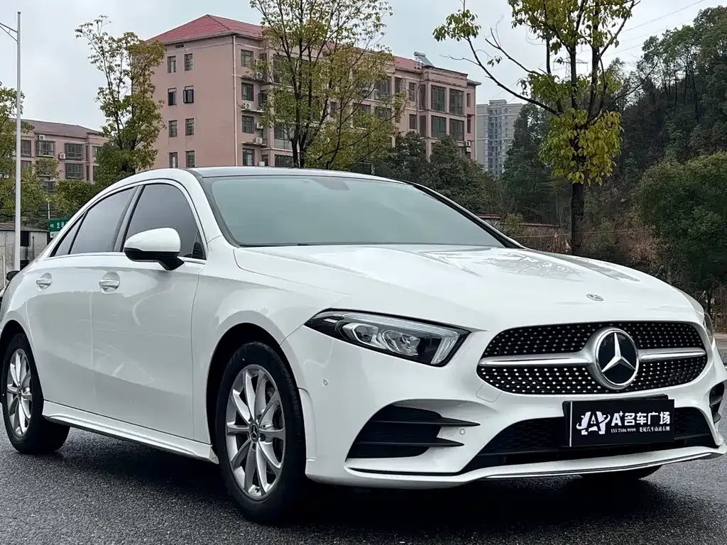 Mercedes-Benz A-Class — фото 4