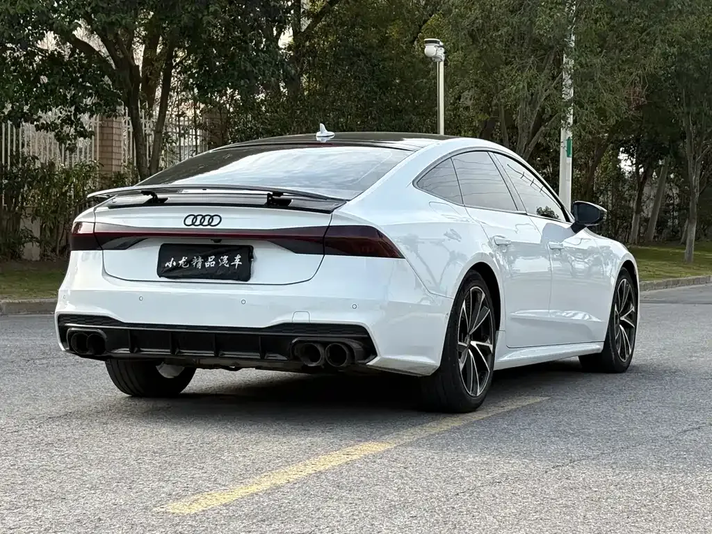Audi A7 — фото 5