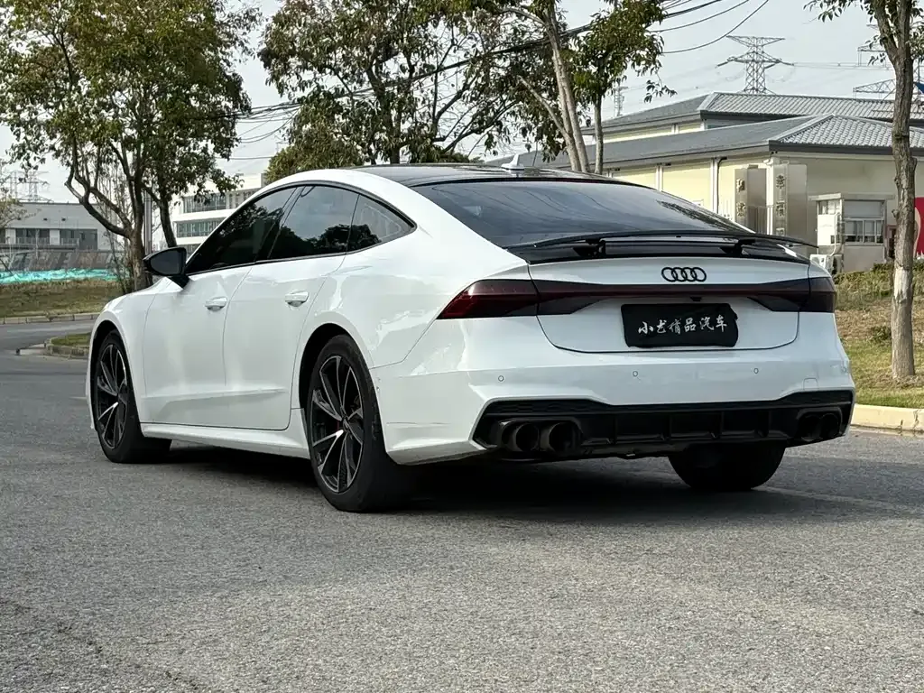 Audi A7 — фото 9