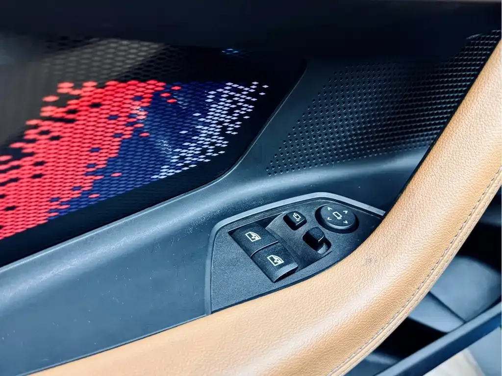 BMW M240i — фото 9