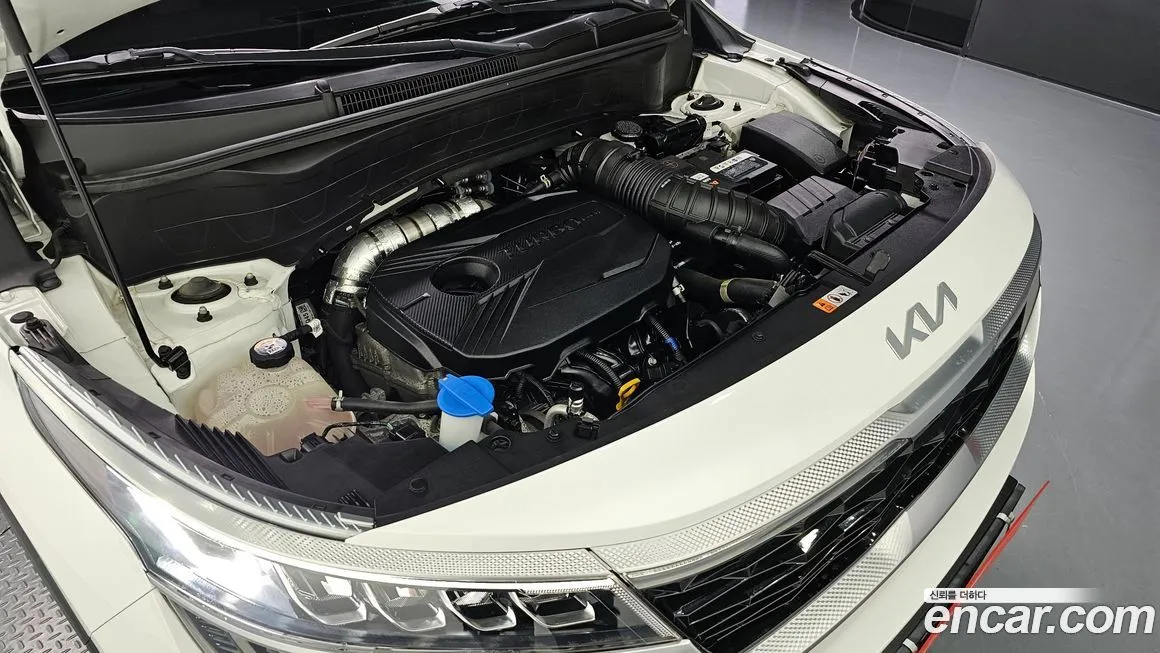 Kia Seltos — фото 4