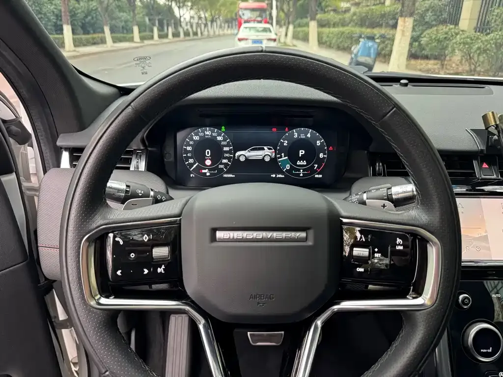 Land Rover Discovery Sport — фото 4
