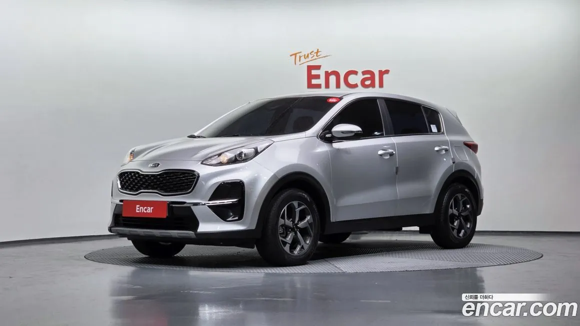 Kia Sportage — фото 1