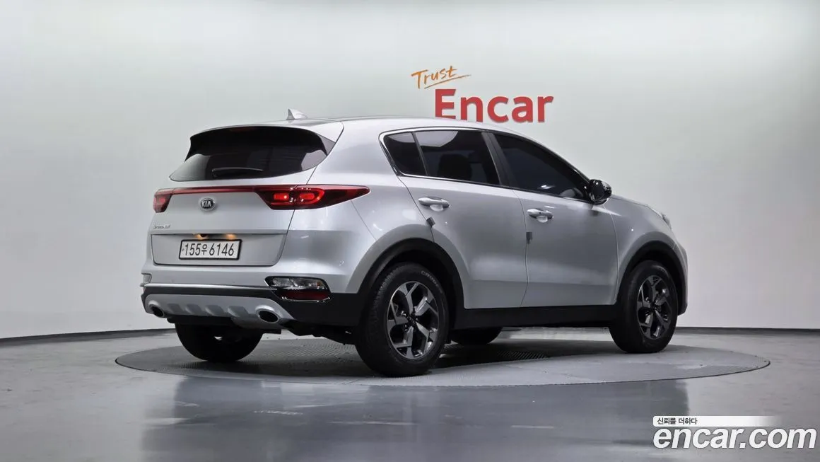 Kia Sportage — фото 10