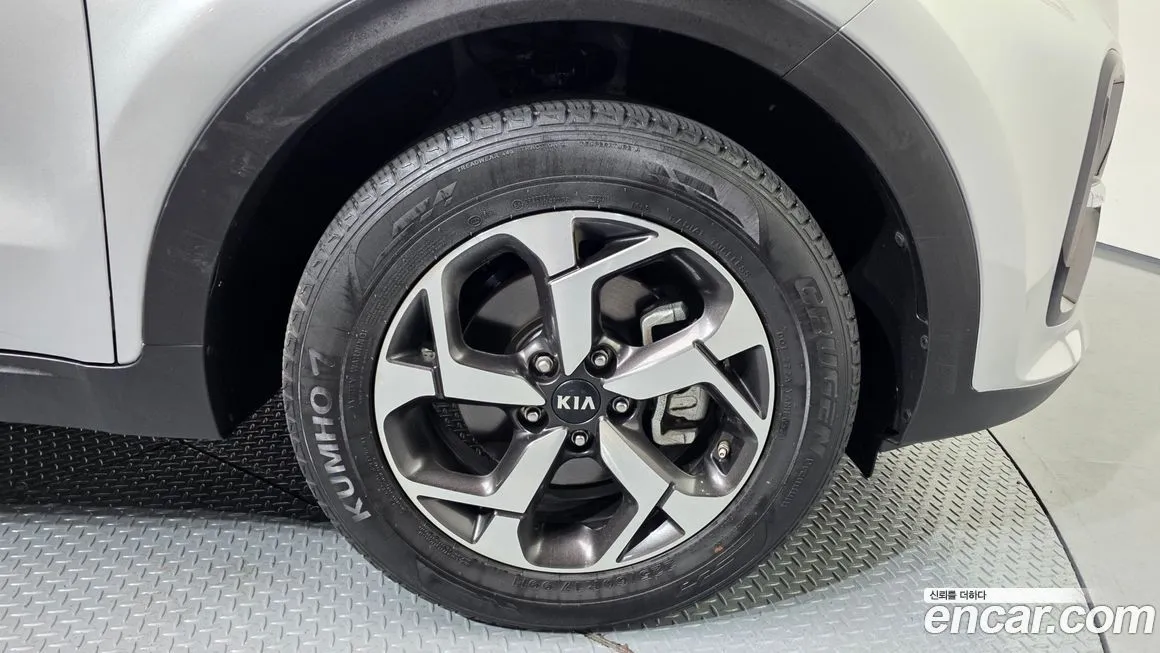 Kia Sportage — фото 4