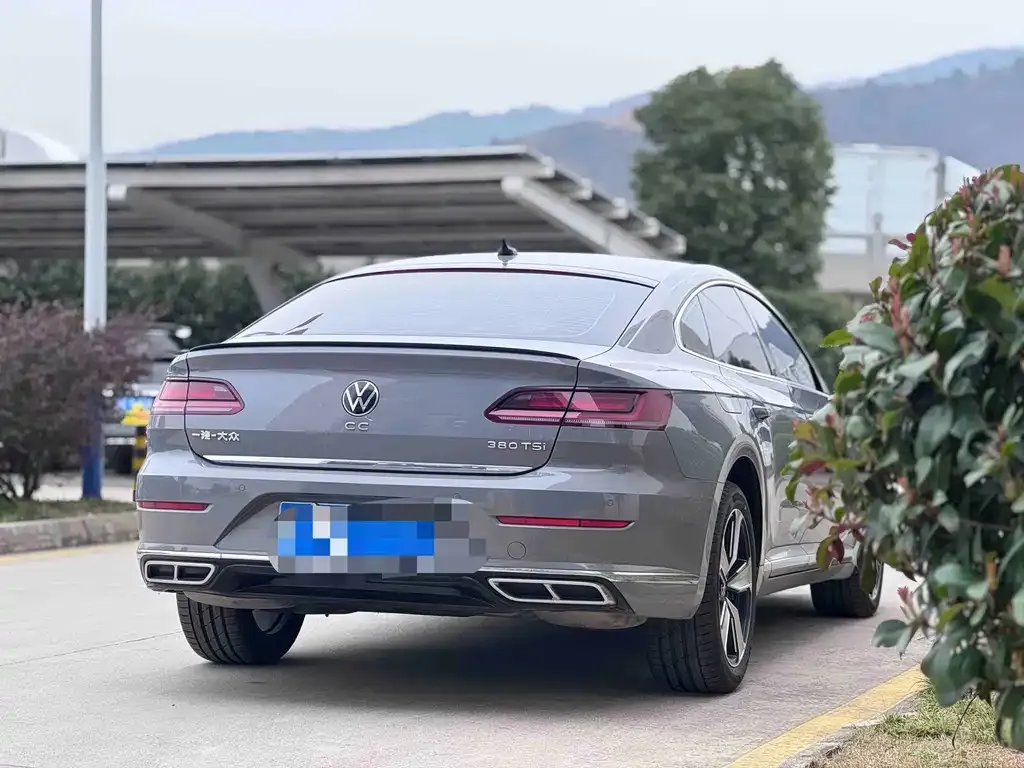 Volkswagen CC — фото 8