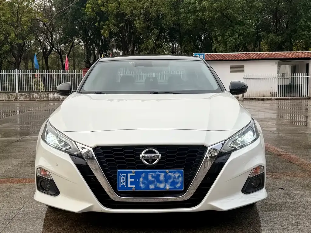 Nissan Teana — фото 4