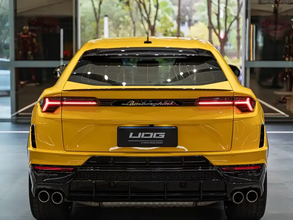 Lamborghini Urus — фото 7