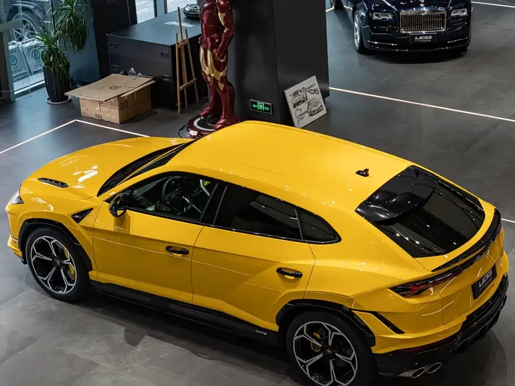 Lamborghini Urus — фото 3