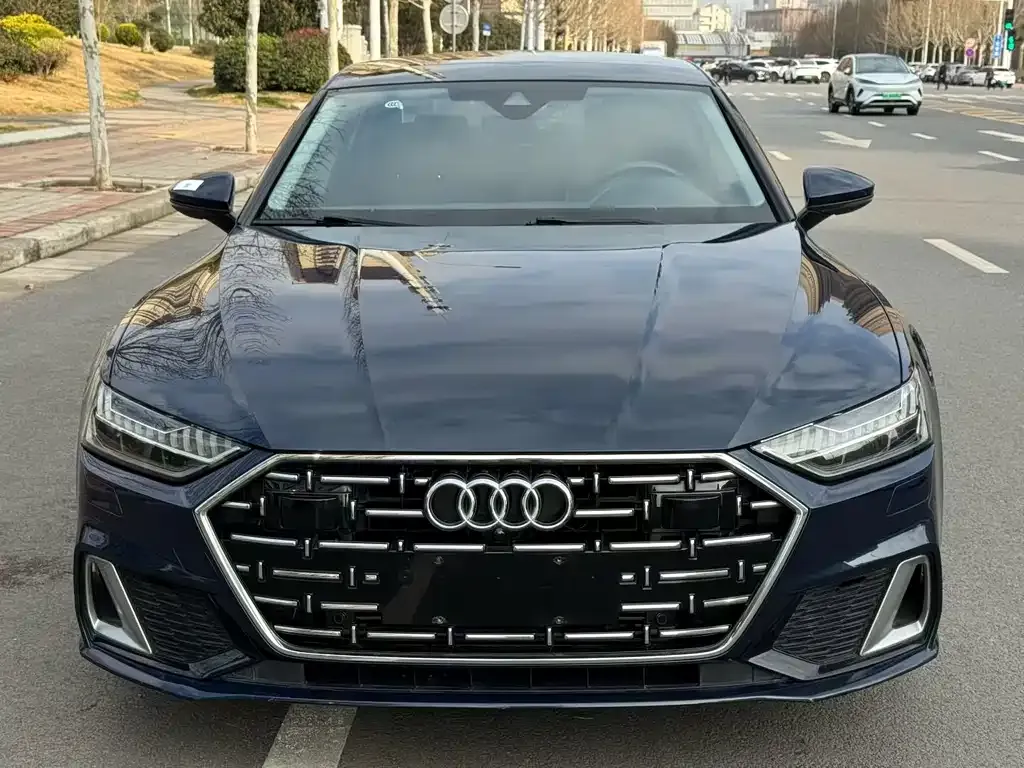 Audi A7L — фото 3