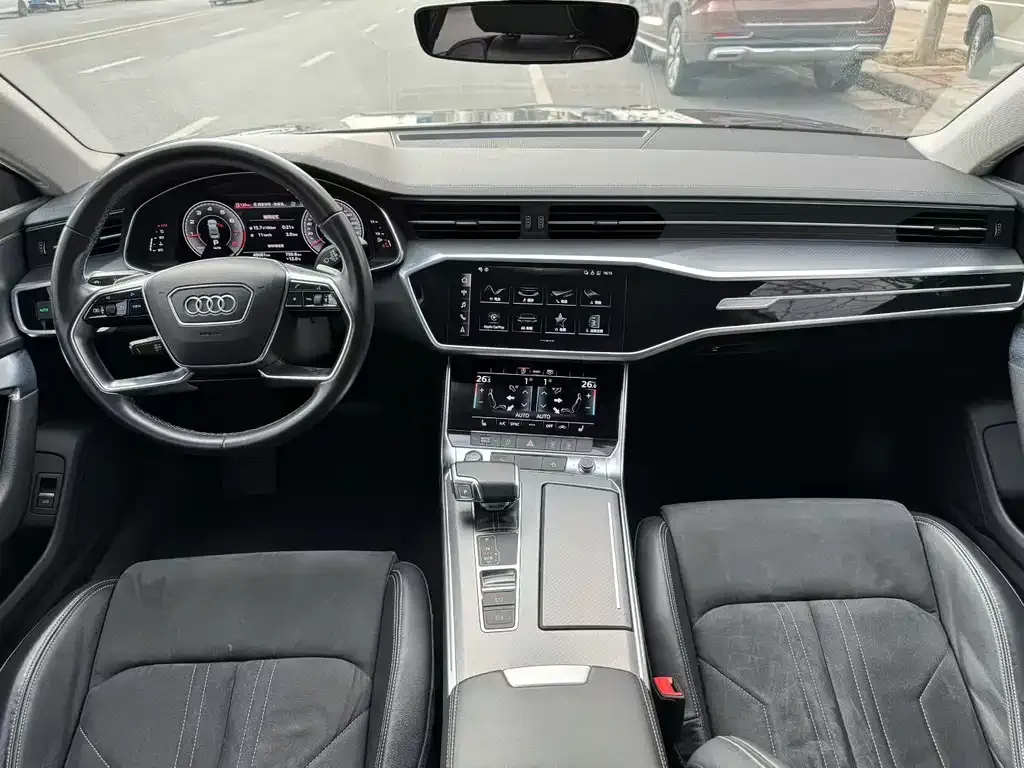 Audi A7L — фото 4