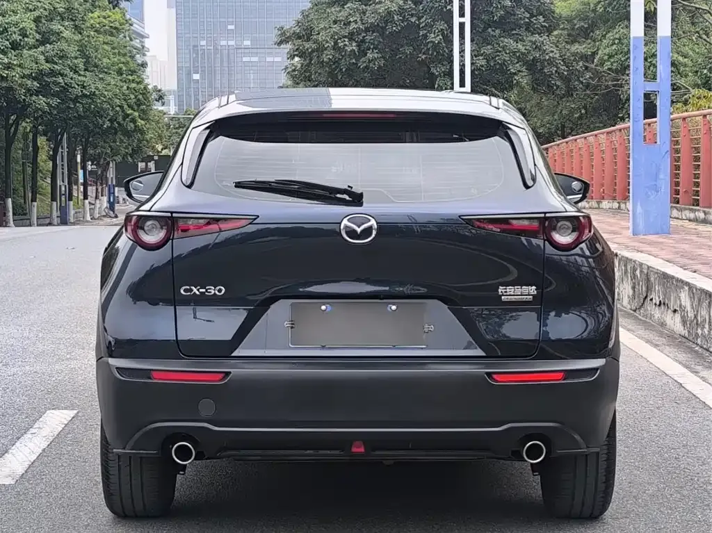 Mazda CX-30 — фото 9