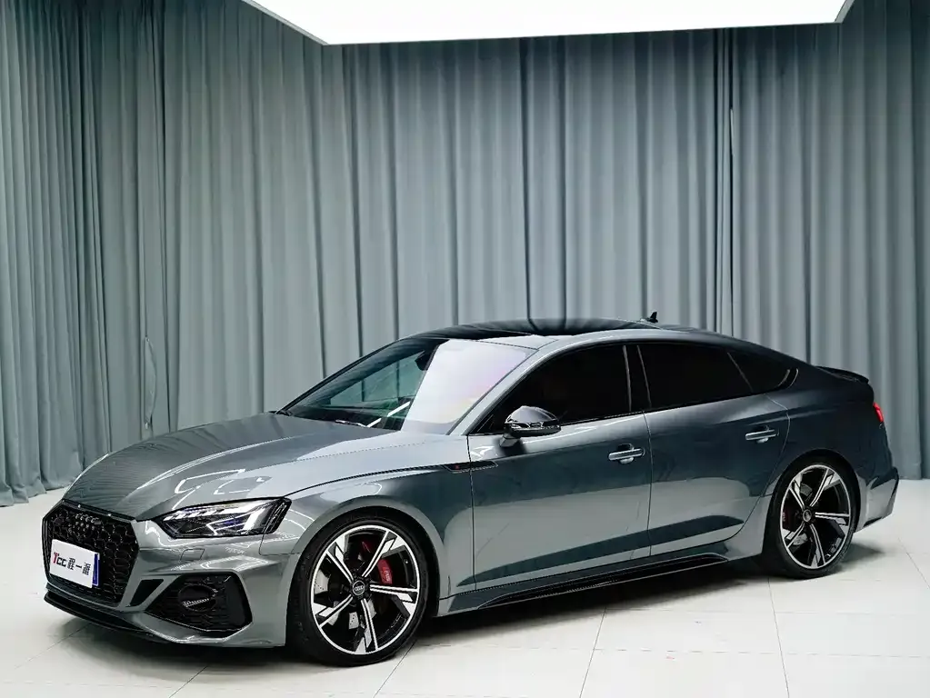 Audi RS 5 — фото 1