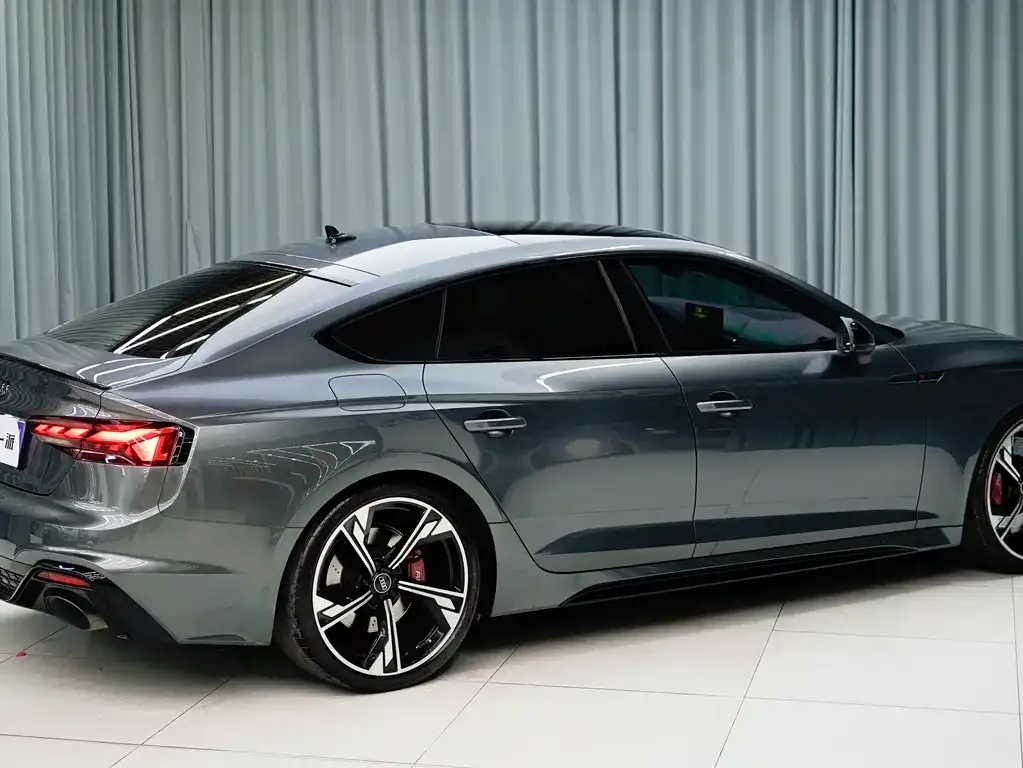 Audi RS 5 — фото 10