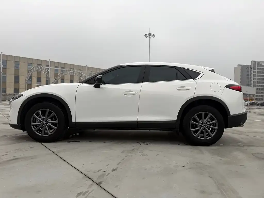 Mazda CX-4 — фото 5