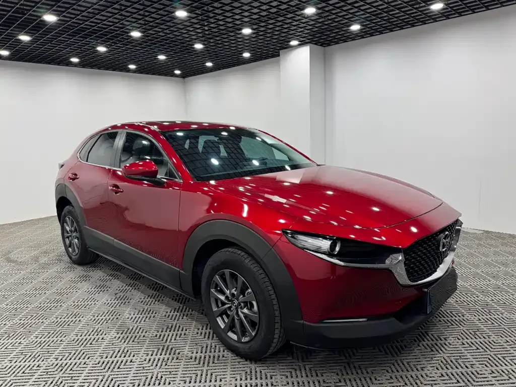 Mazda CX-30 — фото 1