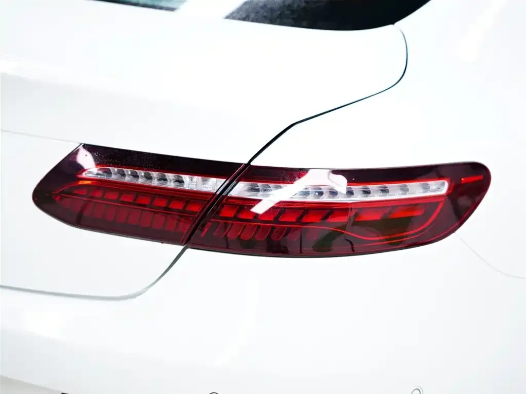 Mercedes-Benz E-Class (Import) — фото 3