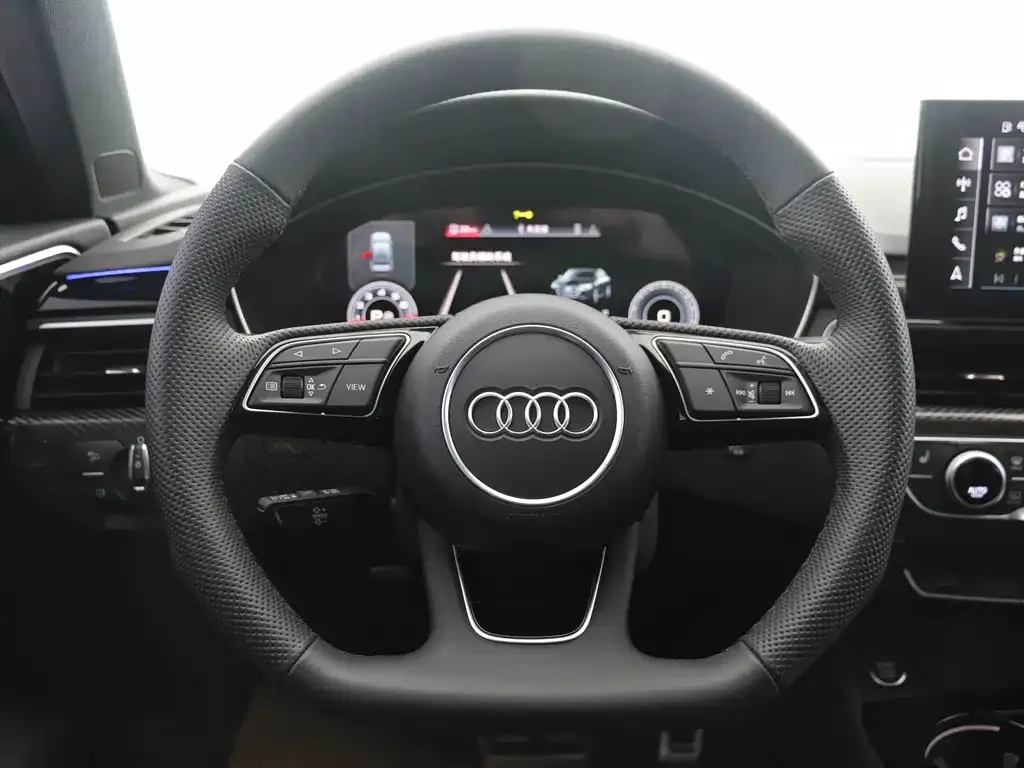 Audi A4L — фото 7