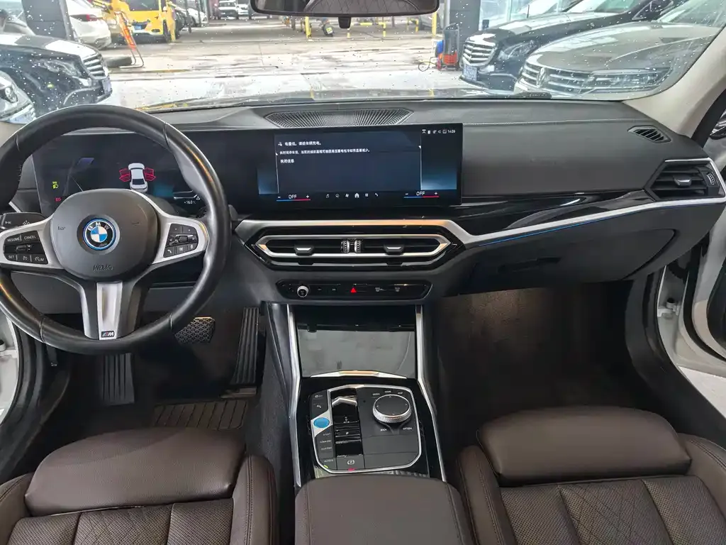 BMW i3 — фото 6