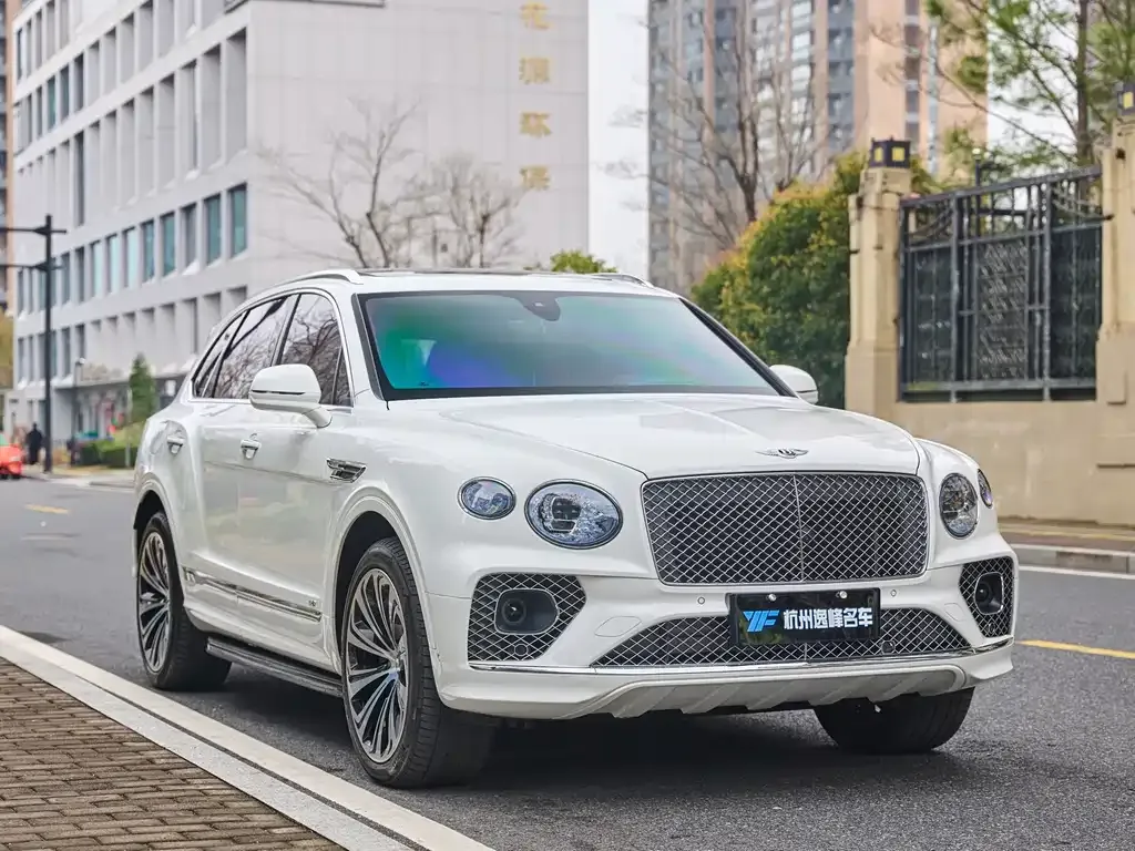 Bentley Bentayga — фото 4